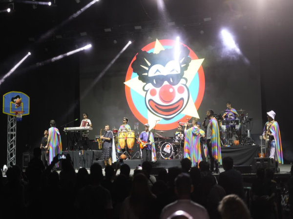 Con fiesta con Los Caligaris y más, el Anfi abrió el verano ¿Qué eventos se vienen?